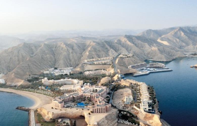 Barr al Jissa, Barr Al Jissa, Oman - Clifftop villas blend seamlessly ...